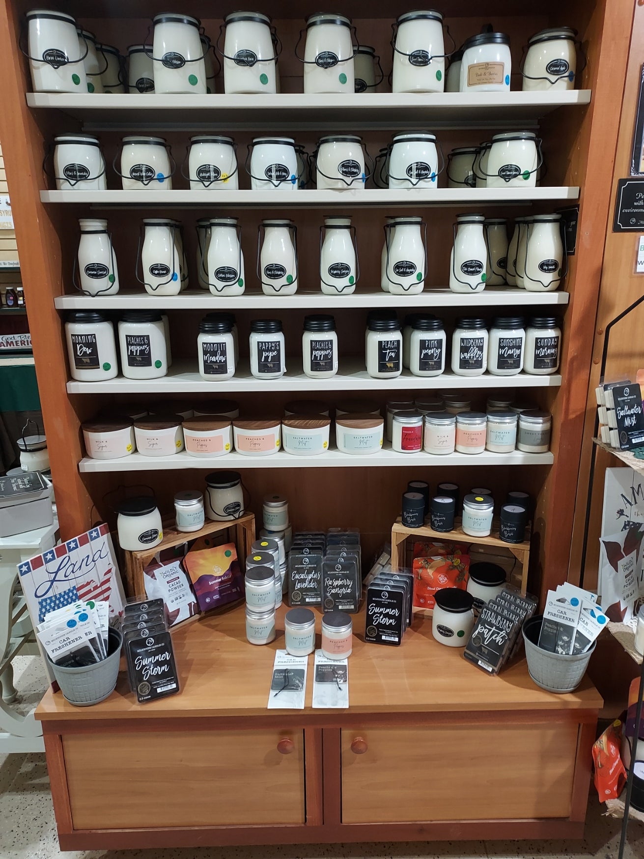 Candles & Home Fragrance
