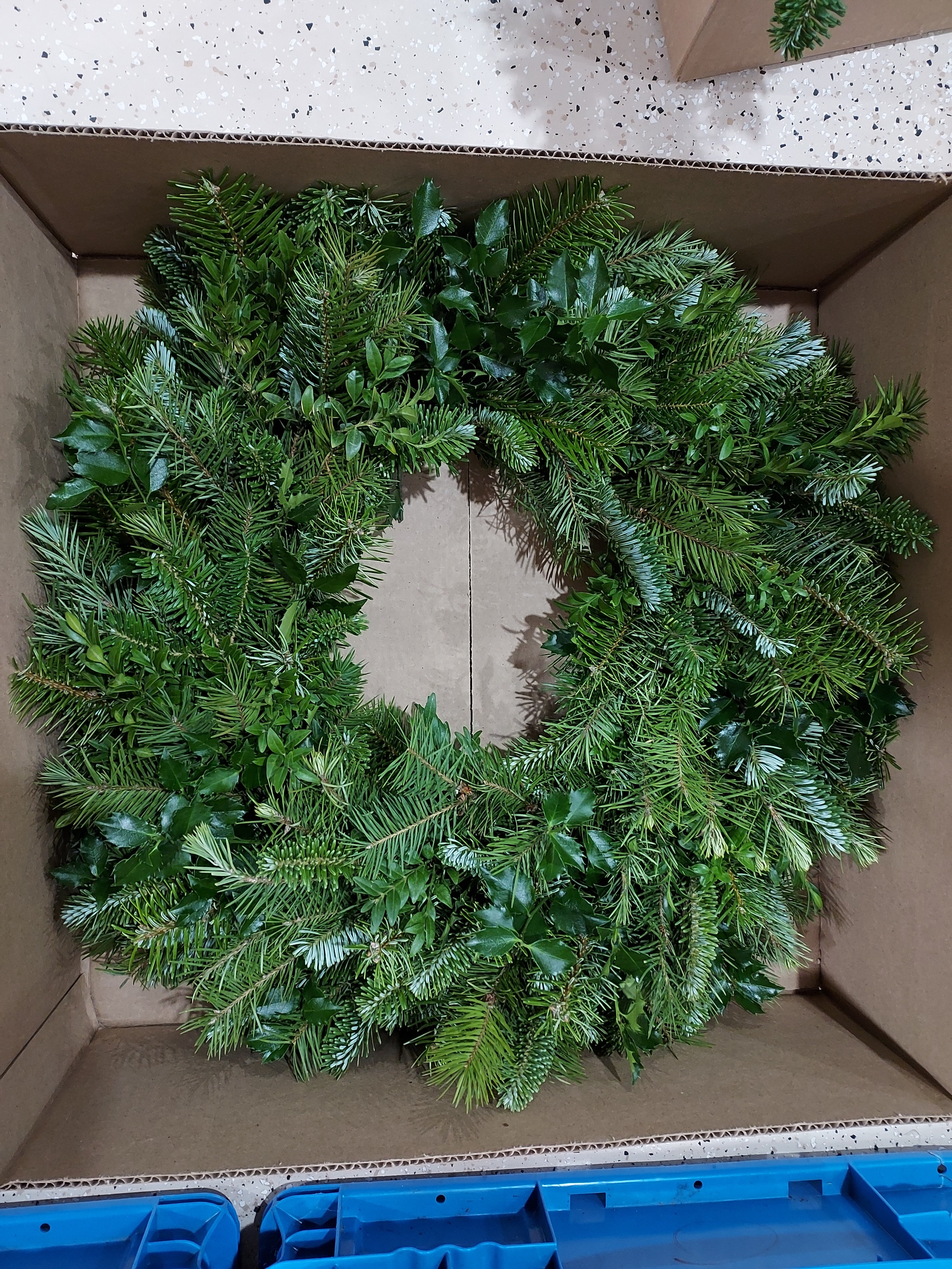 Fresh Evergreen Wreaths for Winter Décor, Handmade Greenery Arrangements & Memorial Tributes