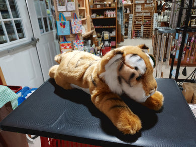 Plush toy tiger