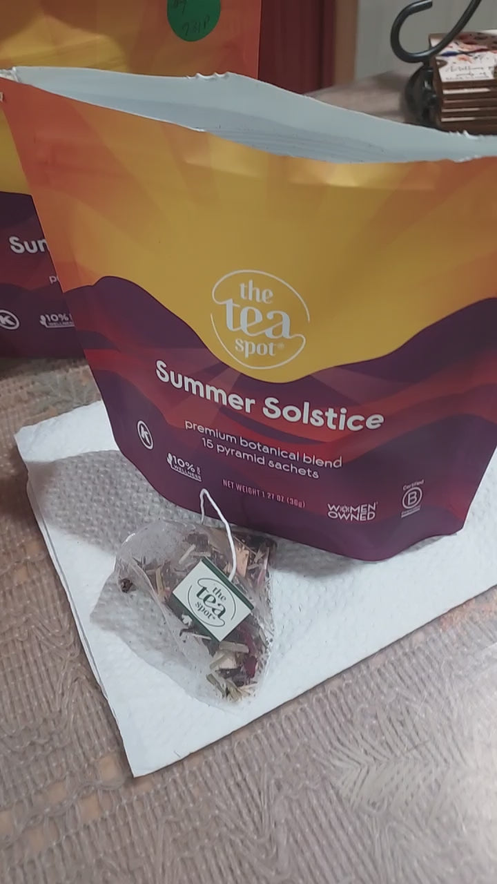 Short video featuring Summer Solstice and Blood Orange Smoothie teas displayed together as bright, refreshing summer beverages. The clip shows the pyramid sachets and packaging up close, highlighting their colors and textures for a fresh, seasonal presentation.